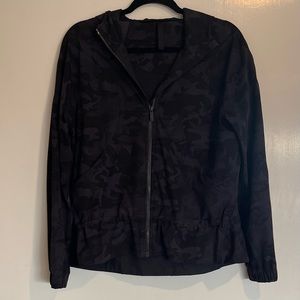 Lululemon camo rain jacket. Size 6